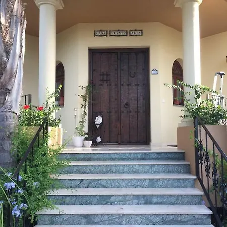 Homestay Fuente Alta